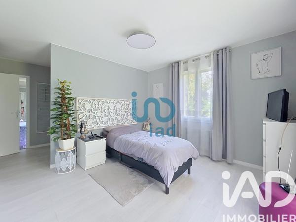 Maison à vendre 10 pièces 263 m² Septeuil