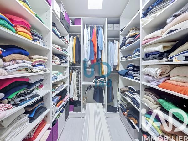 Maison à vendre 10 pièces 263 m² Septeuil