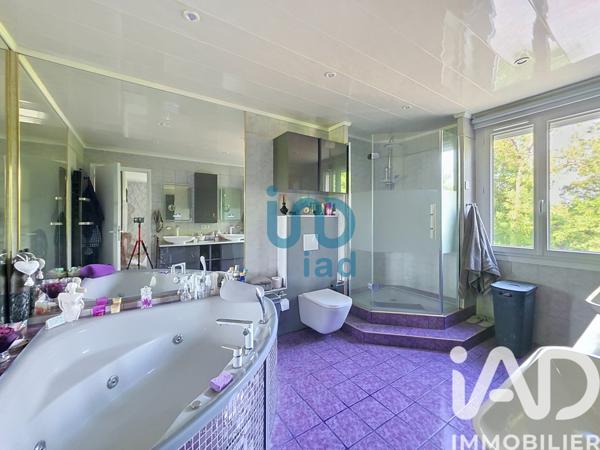 Maison à vendre 10 pièces 263 m² Septeuil