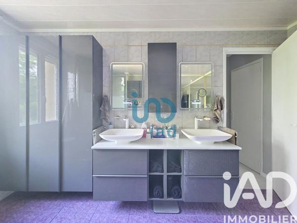 Maison à vendre 10 pièces 263 m² Septeuil
