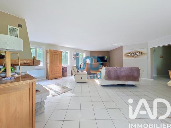 Maison à vendre 10 pièces 263 m² Septeuil