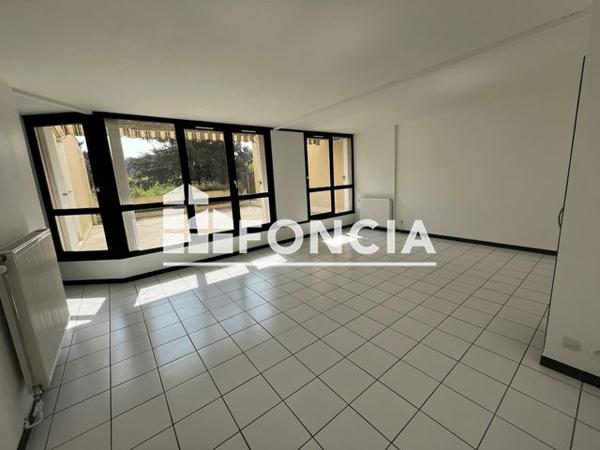 Location Appartement 5 pièces 93.26 m² - 247 RUE YOURI GAGARINE Guilherand-granges 07500