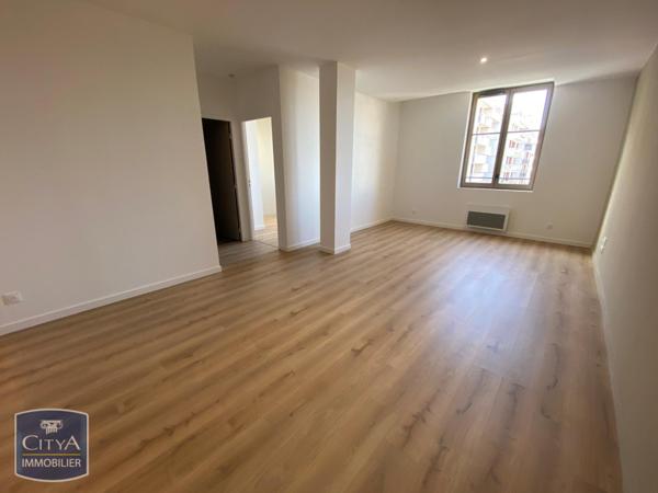 Appartement à louer 2 pièces 54.9m²