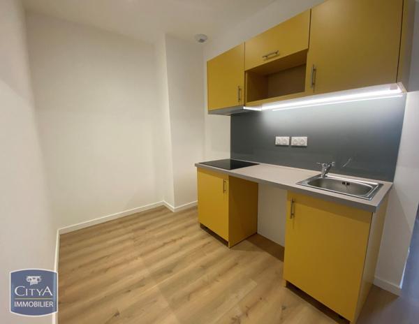 Appartement à louer 2 pièces 54.9m²