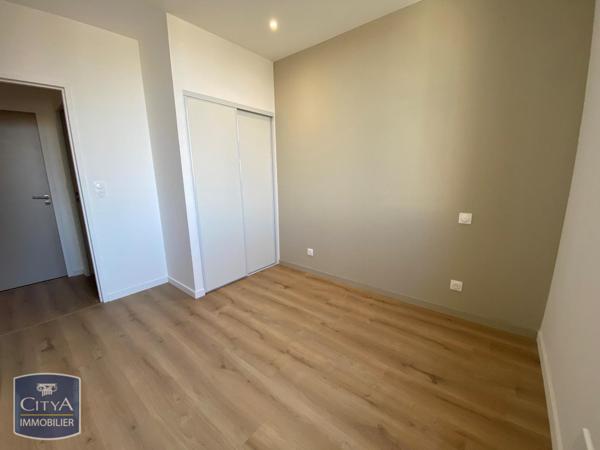 Appartement à louer 2 pièces 54.9m²