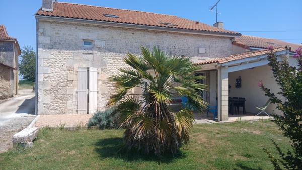 Maison rénovée, 4 chambres, piscine