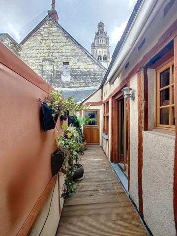 Appartement atypique 2 chambres tours cathédrale