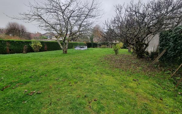 Maison à vendre    3 pièces • 96 m2 Saint-Yrieix-la-Perche