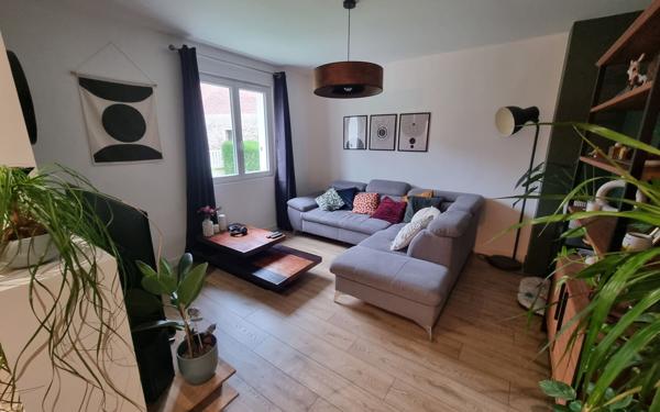 Maison à vendre    3 pièces • 96 m2 Saint-Yrieix-la-Perche