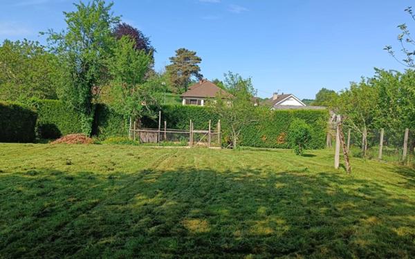 Maison à vendre    3 pièces • 96 m2 Saint-Yrieix-la-Perche