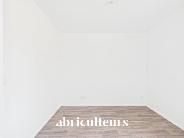 Appartement T3 en rez-de-chaussée avec Jardin plein sud et Pigeonnier de Charme