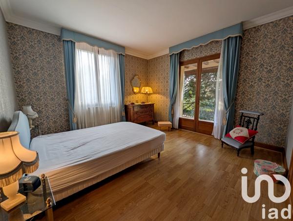 Maison à vendre 9 pièces 213 m² La Châtre