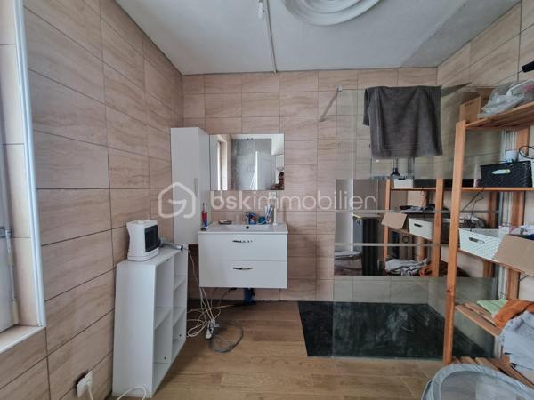 CONTACT UNIQUE : SOPHIA GACI : 06 15 07 82 92



COUP DE CŒUR À PUISEUX-EN-FRANCE – MAISON INDIVIDUELLE À FORT POTENTIEL 🔥
📍 Secteur Le Bois du Coudray, à proximité de Louvres

💥 PRIX ATTRACTIF : 283 000 € FAI 💥
Une opportunité rare sur le secteur pour une maison avec autant de potentiel !

✨ UNE MAISON QUI S’ADAPTE À VOTRE VIE
Dans un environnement calme et résidentiel, à deux pas des écoles, commerces et transports, découvrez cette maison individuelle de 141,94 m² offrant espace, luminosité et évolutivité.

Dès l’entrée, vous serez séduit par :
✔️ Un vaste séjour double lumineux, idéal pour recevoir
✔️ Une cuisine séparée entièrement équipée
✔️ Un bureau, parfait pour le télétravail
✔️ 3 chambres confortables
✔️ Une salle d’eau/bains et WC à chaque niveau pour un confort optimal

👉 Maison principale déjà en très bon état construction récente
👉 Extension et isolation réalisées en 2017
👉 Chauffage performant par pompe à chaleur
👉 Plans disponibles

💡 Un vrai plus : le propriétaire peut se charger de réaliser les quelques finitions restantes, vous permettant d’emménager sereinement.

🚀 UN BIEN À FORT POTENTIEL – PROJET DE VIE OU INVESTISSEMENT

🏡 Studio indépendant
• 27 m² au total dont 19 m² déjà aménagés
• Idéal pour location, profession libérale ou espace ado
• Possibilité de rehaussement pour exploiter tout son potentiel et ainsi doubler cette surface

📦 Espace de stockage aménageable
• Fort potentiel d’agrandissement pour créer de nouvelles surfaces

🎨 Personnalisation possible
• L’opportunité d’adapter le bien à votre goût tout en valorisant votre patrimoine

🌳 UN EXTÉRIEUR PRIVILÉGIÉ
• Jardin clos de 345 m² sans vis-à-vis 🌿
• Parfait pour vos moments de détente en famille
• Stationnement pour jusqu’à 3 véhicules

🚆 UNE LOCALISATION IDÉALE
• 🚌 Bus à 2 min à pied (Fauvettes & Allouettes)
• 🚉 RER D – Gare de Louvres à 1,4 km
• ⏱️ Paris Gare du Nord en 30 minutes

📊 FICHE TECHNIQUE
• Surface : 141,94 m²
• Terrain : 345 m²
• Chauffage : Pompe à chaleur
• Annexes : Garage + studio + cellier + rangements + bureau

💥 UNE MAISON ÉVOLUTIVE À PRIX COMPÉTITIF – À VISITER SANS TARDER !
Parfaite pour une famille ou un investisseur, cette maison combine emplacement, potentiel et prix attractif.

📞 Contactez-moi dès maintenant pour organiser une visite !