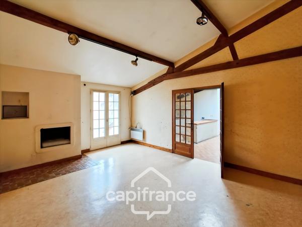 Local/bureau à vendre BESSE SUR BRAYE (72)