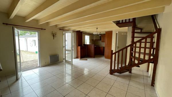 A vendre - Deux maisons sur un terrain à LOCMARIAQUER