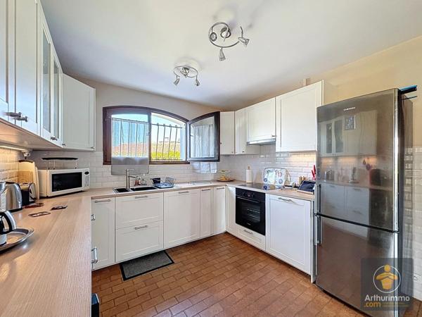 Vente Maison 5 pièces 135 m2 à Saint-Paul-en-Born