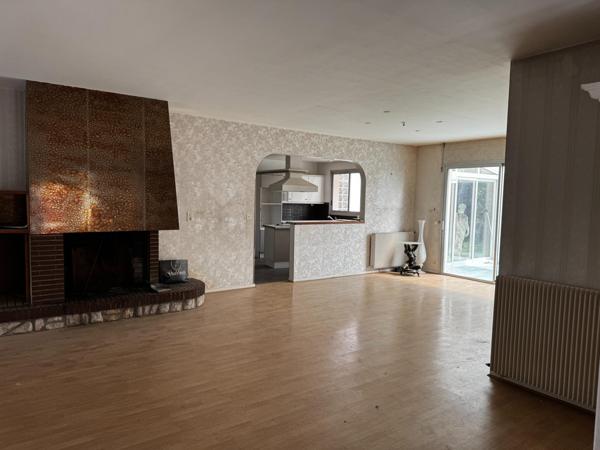 RARE-MAISON DE VILLE A FORT POTENTIEL AU COEUR DU CENTRE VILLE DE LA TESTE DE BUCH