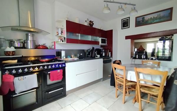 Maison à vendre    5 pièces •  Yvetot