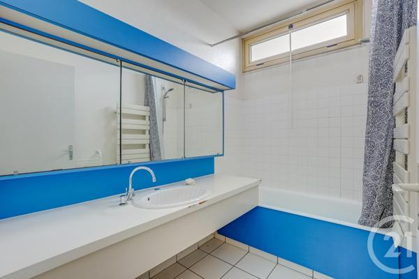 Appartement F5 à vendre  5 pièces - 123 m 2   PARIS  - 75013