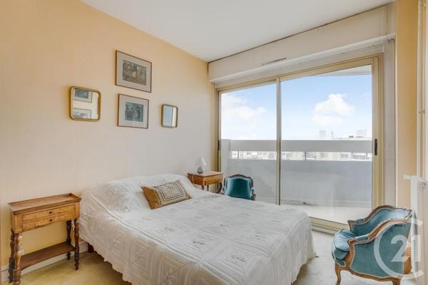 Appartement F5 à vendre  5 pièces - 123 m 2   PARIS  - 75013