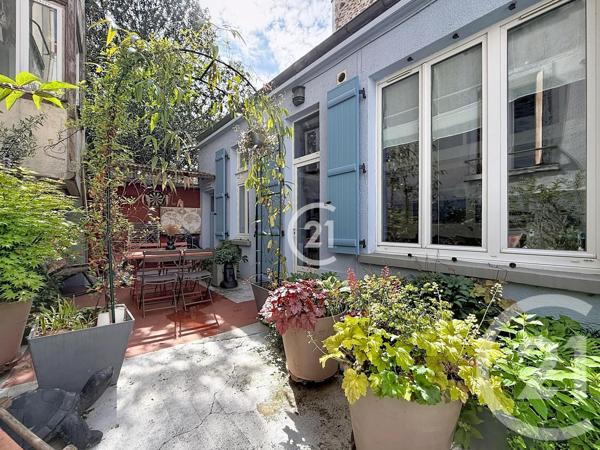 Appartement F3 à vendre  3 pièces - 54,61 m 2   PARIS  - 75020