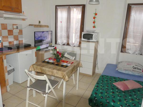 EXCLUSIVITE Draguignan centre ancien (83300) - Immeuble de rapport R+4 - 8 appartements - belle rent