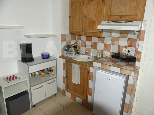 EXCLUSIVITE Draguignan centre ancien (83300) - Immeuble de rapport R+4 - 8 appartements - belle rent