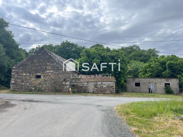 Bâtisse en pierre à rénover – DERVAL - Campagne