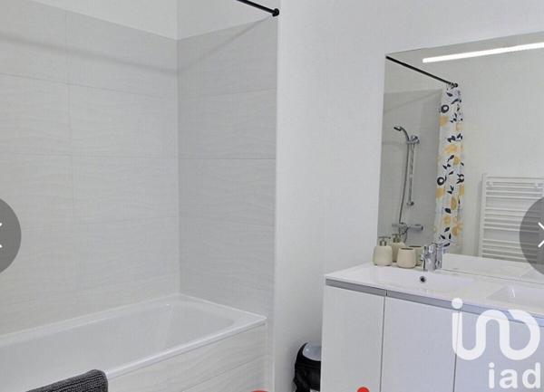 Appartement 3 pièces de 57 m² à Marseille (13004)