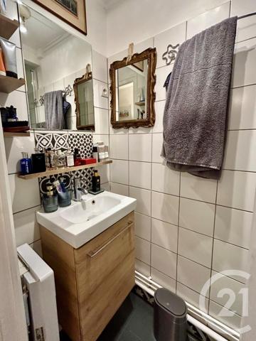 Appartement F2 à vendre  2 pièces - 36,92 m 2   PARIS  - 75004