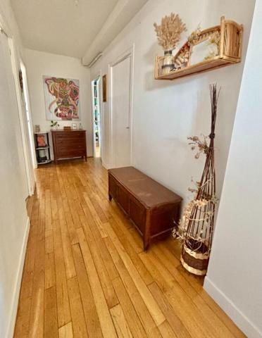 Apt St Nazaire 105.9 m2-GARAGE-GRENIER-CAVE-BALCON- CENTRE VILLE