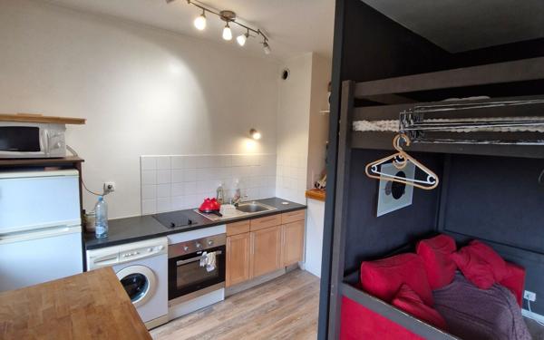 Appartement à louer    1 pièce • 30,55 m2 Saint-Genis-Laval