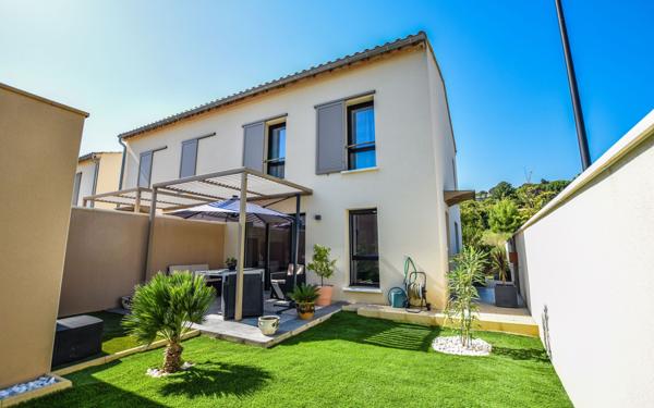 Maison à vendre    4 pièces •  Rochefort-du-Gard