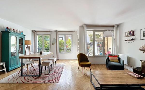 Appartement à vendre    3 pièces • 72 m2 Suresnes