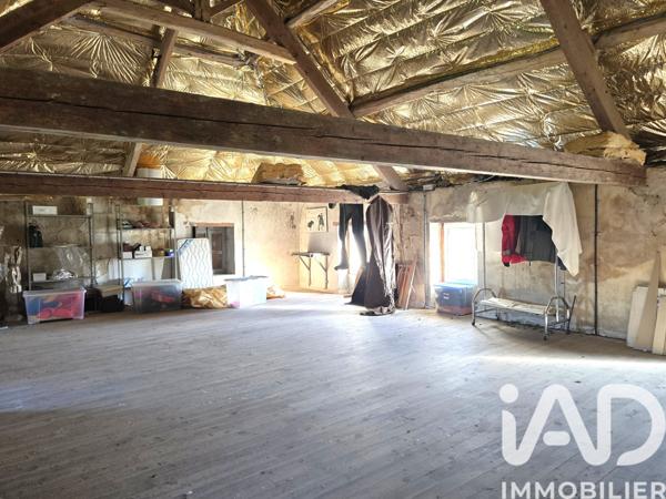 Maison à vendre 10 pièces 335 m² Bourg-Charente