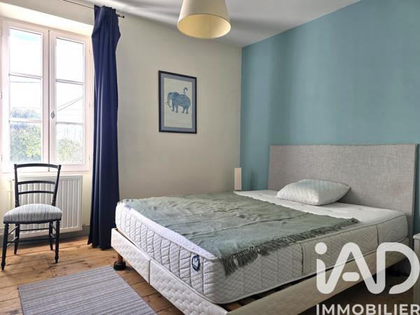 Maison à vendre 10 pièces 335 m² Bourg-Charente