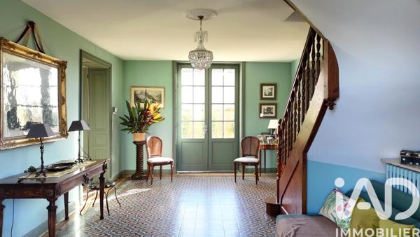 Maison à vendre 10 pièces 335 m² Bourg-Charente