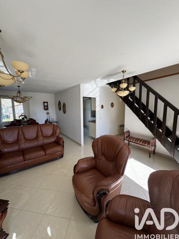 Maison à vendre 4 pièces 91 m² Saint-Denis-de-l'Hôtel