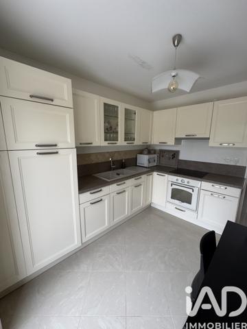 Maison à vendre 4 pièces 91 m² Saint-Denis-de-l'Hôtel