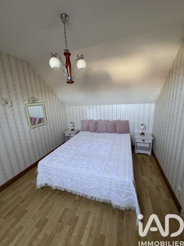 Maison à vendre 4 pièces 91 m² Saint-Denis-de-l'Hôtel
