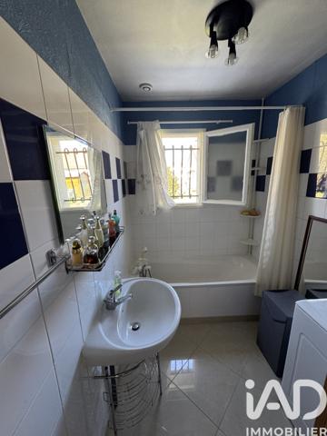 Maison à vendre 4 pièces 91 m² Saint-Denis-de-l'Hôtel