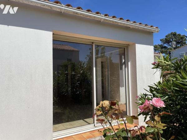 NOIRMOUTIER, CENTRE BOURG, MAISON DEUX CHAMBRES