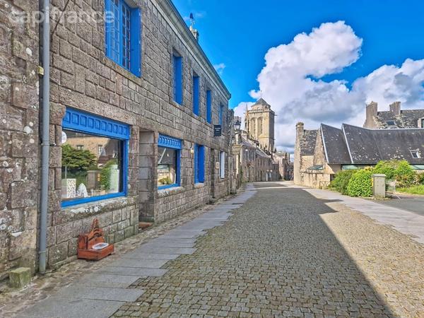 Immeuble de caractère au cœur de Locronan – investissement patrimonial et locatif