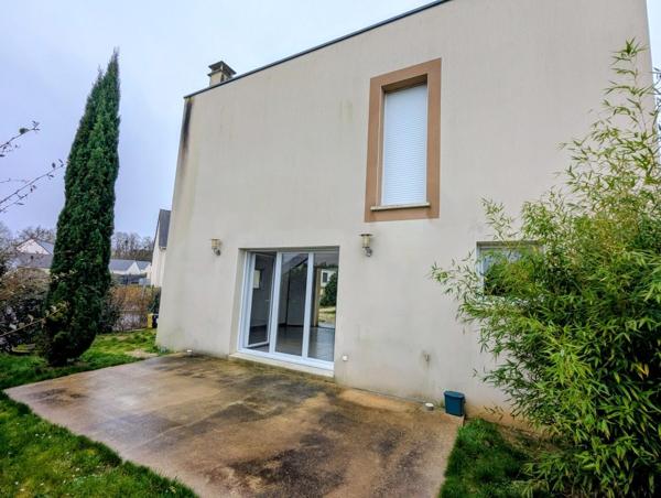 À vendre - Maison contemporaine, 4 pièces située à Amboise (37400)