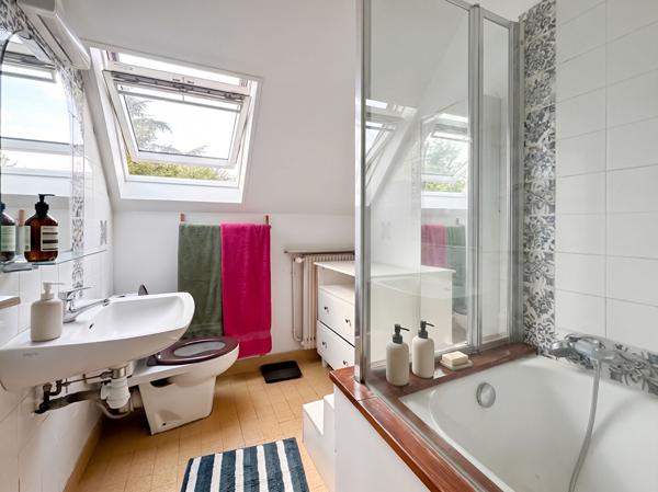 Maison Saint Fargeau Ponthierry 8 pièce(s) 6 chambres 192 m2 + sous-sol