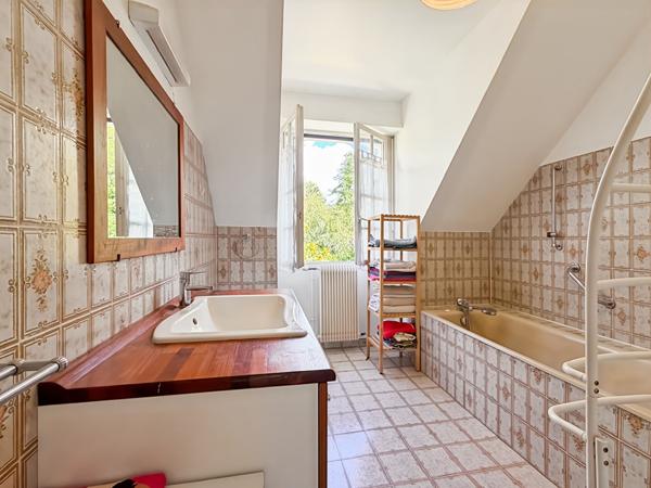 Maison Saint Fargeau Ponthierry 8 pièce(s) 6 chambres 192 m2 + sous-sol