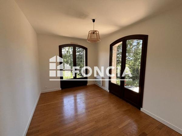 Location Maison 5 pièces 135 m² - 24 CHEMIN JALLIERES Meylan 38240