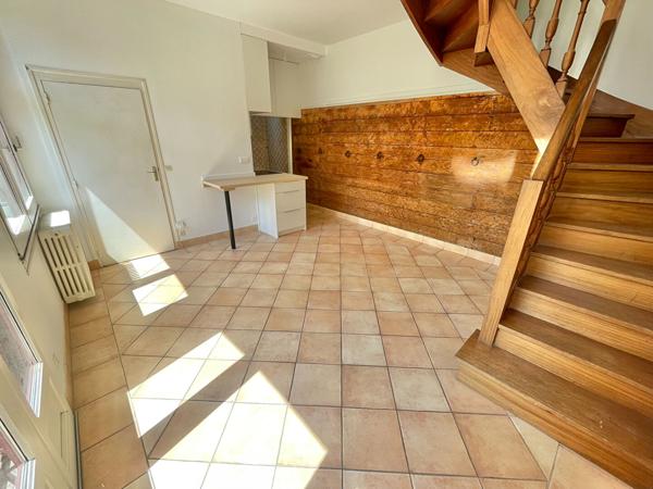 A LOUER - NANTES ST CLEMENT - Rare, Maison de Charme au calme, 2 Chambres et Bureau