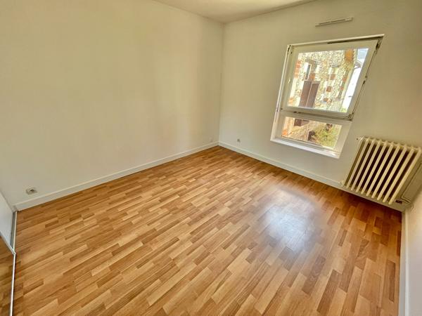A LOUER - NANTES ST CLEMENT - Rare, Maison de Charme au calme, 2 Chambres et Bureau