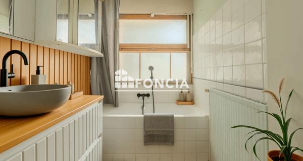 À vendre Appartement 2 pièces 44 m² - Rueil-malmaison 92500